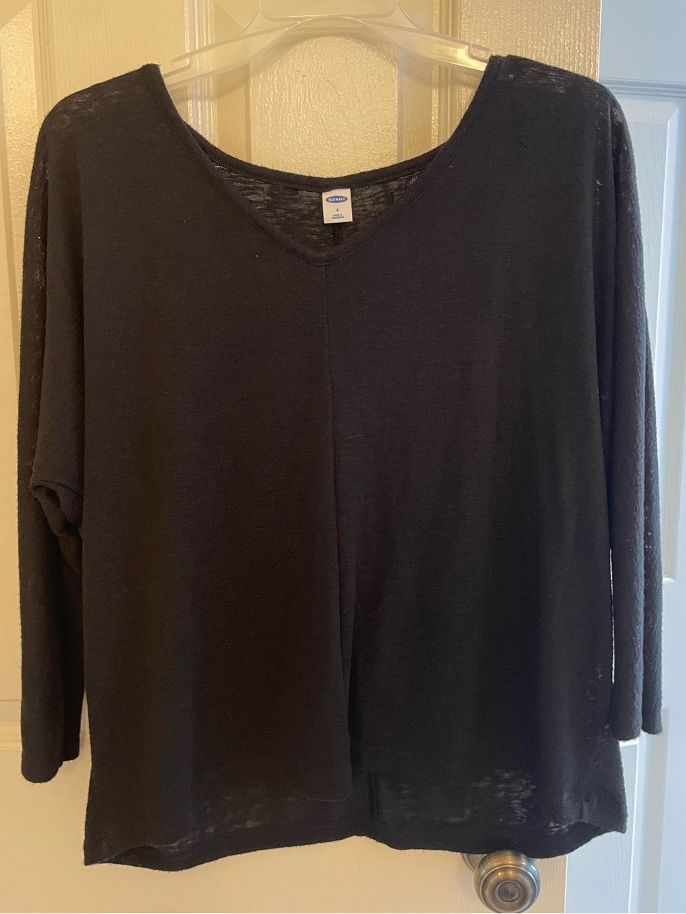 Old navy lightweight black 3/4 sleeve sweater Size S , V neck